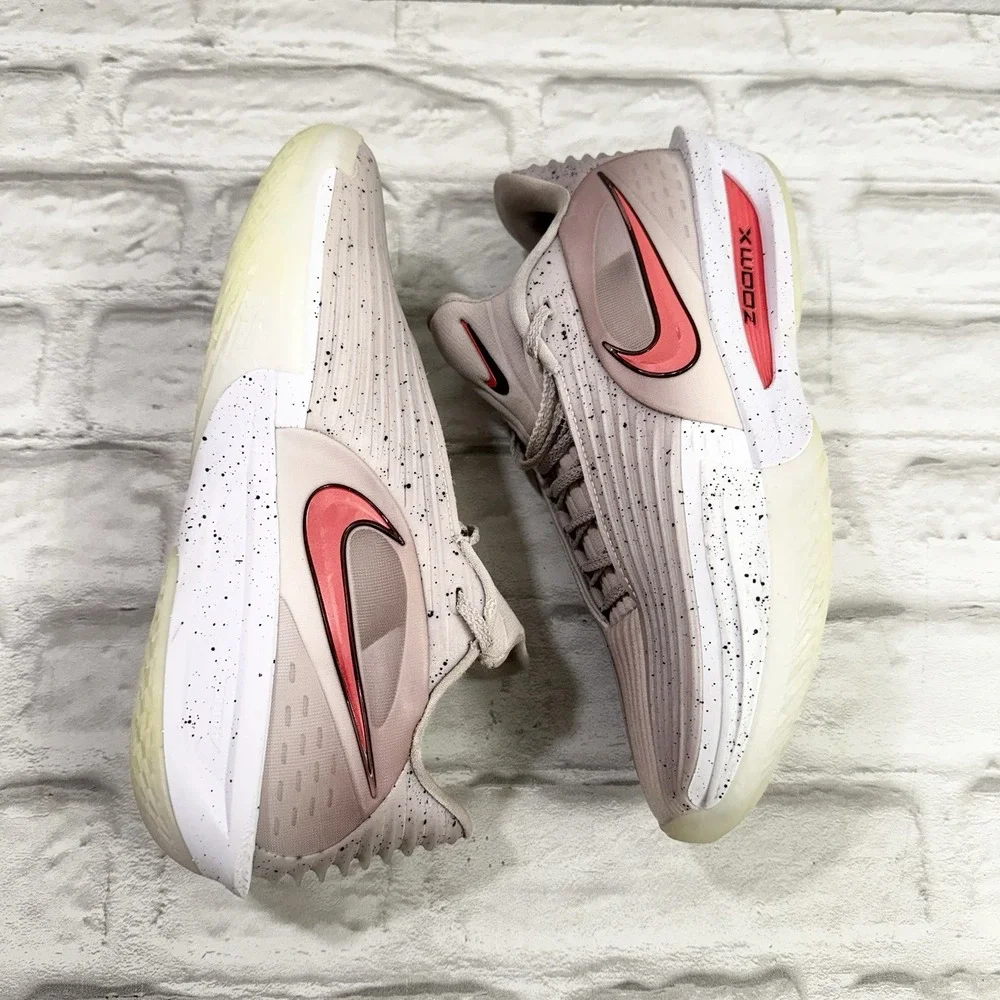 Nike zoomx cut